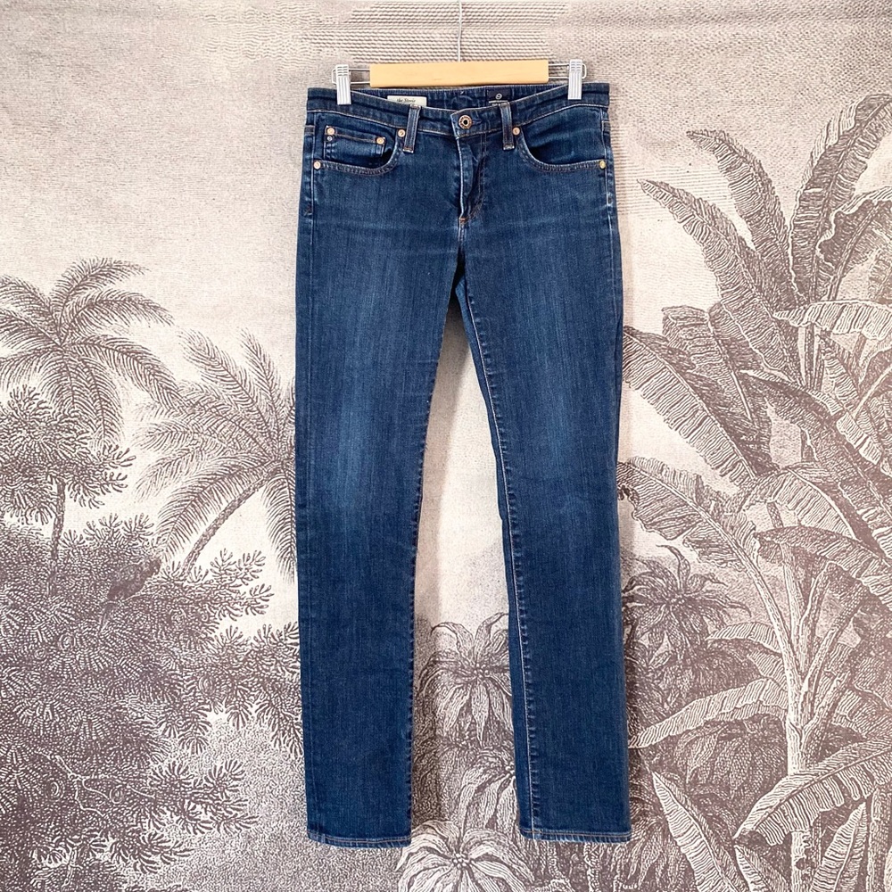 AG “The Stevie” slim straight jean | 29R
